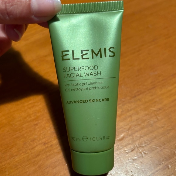 ELEMIS Skincare & Primer Set with Bag - Picture 6 of 16